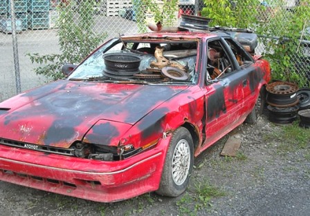 Old car scrap, who junks cars, auto scrap, get cash for a car